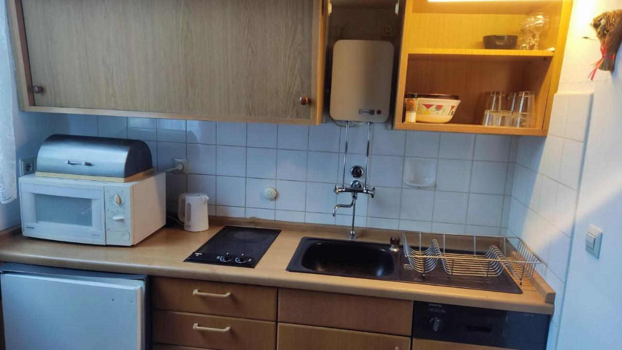 Kleine Unterkunft In Stuttgart-Muenchfeld Estugarda Exterior foto